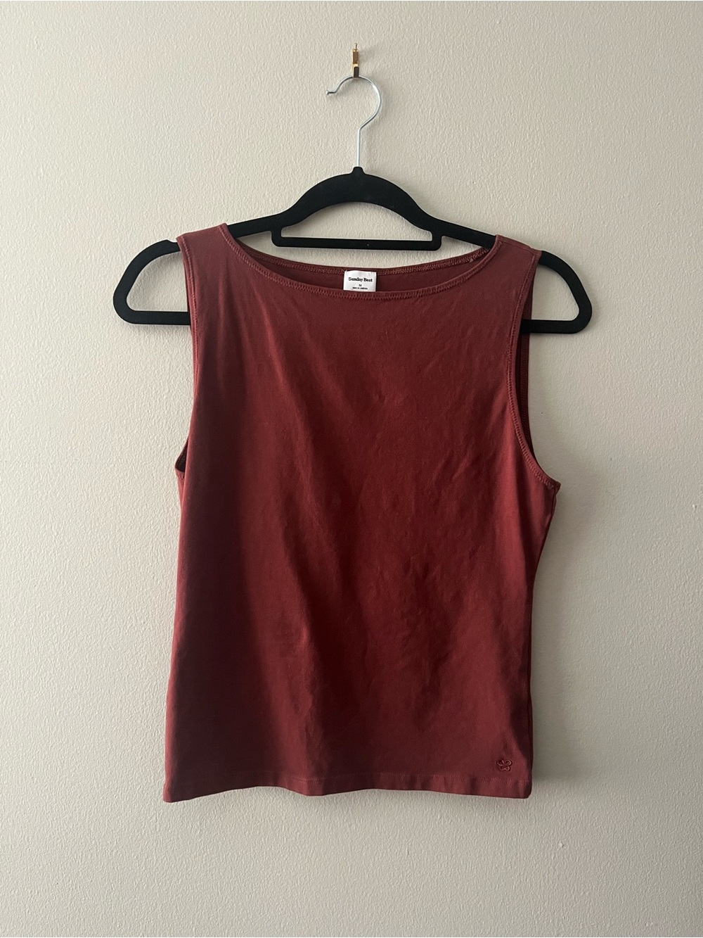 Sunday Best Sleeveless Tank Top -Maroon